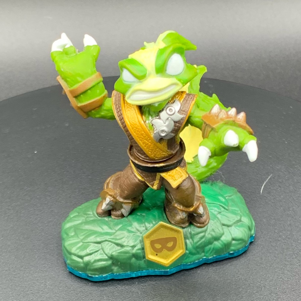 Skylander figurine